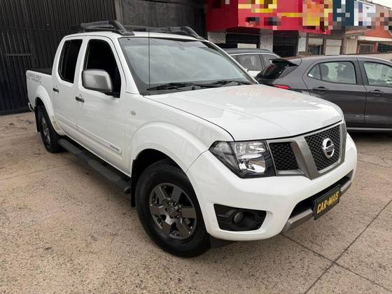 NISSAN FRONTIER 2.5 SV ATTACK 4X2 CD TURBO ELETRONIC DIESEL 4P MANUAL